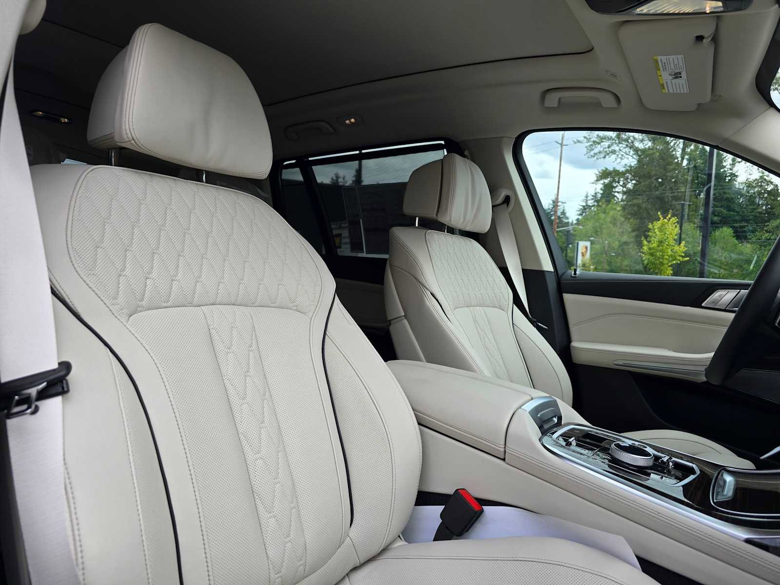 New 2026 BMW X7 xDrive40i w/ Executive Package image 11