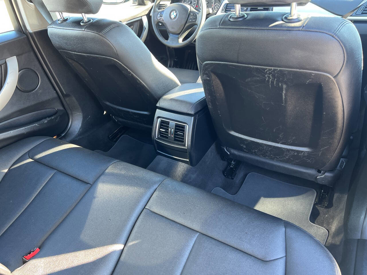Used 2018 BMW 320i Sedan image 20