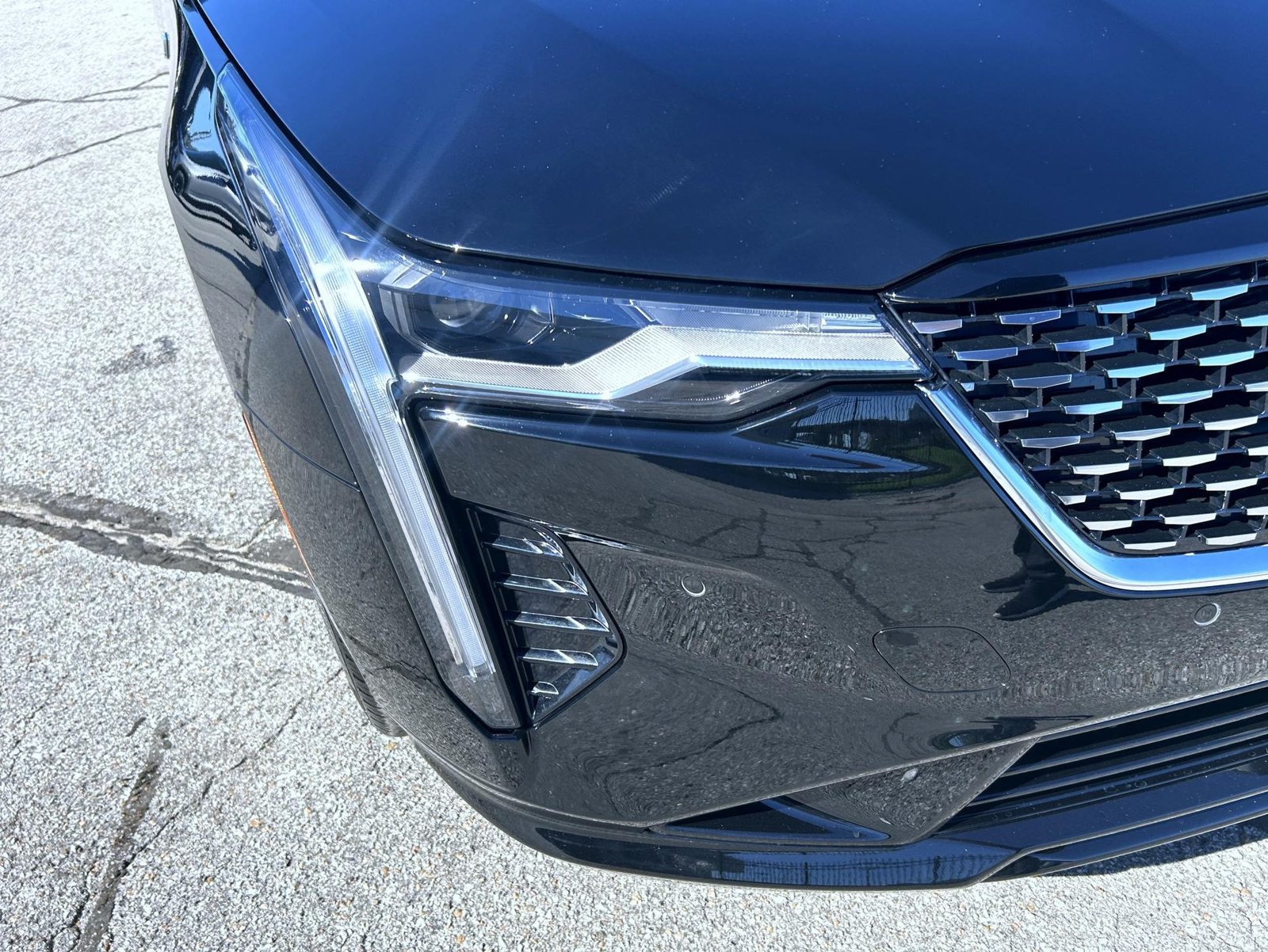 Certified 2025 Cadillac CT4 Premium Luxury w/ Technology Package RWD image 10