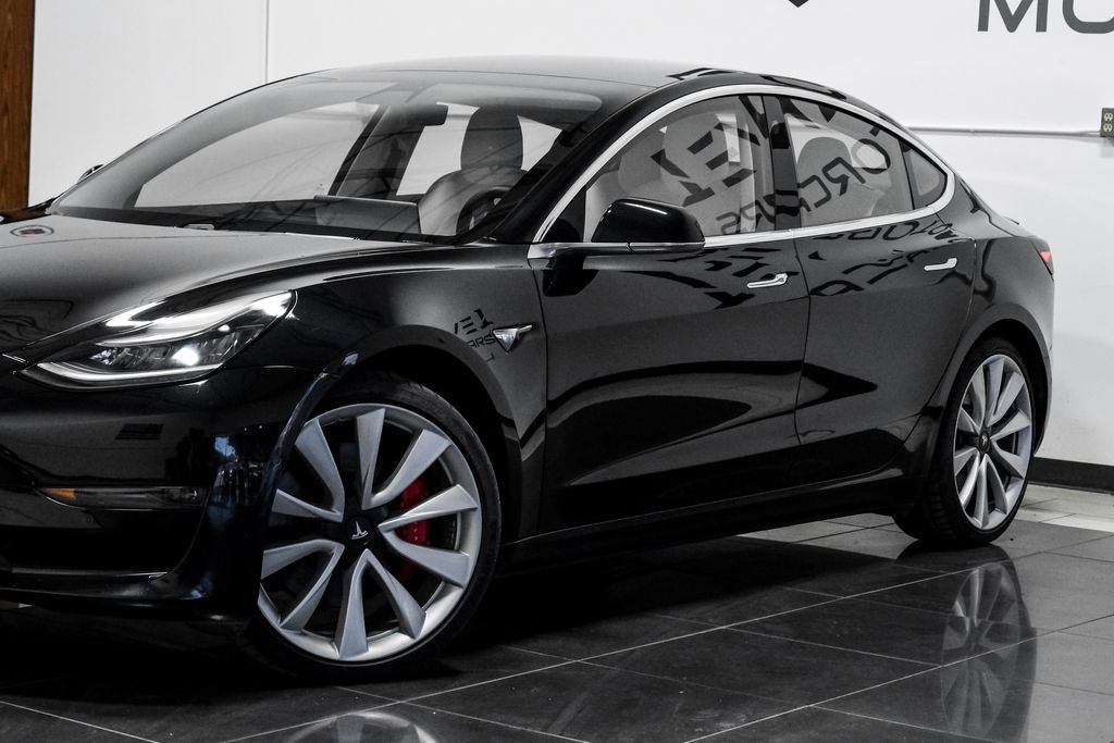 Used 2018 Tesla Model 3 Performance image 10