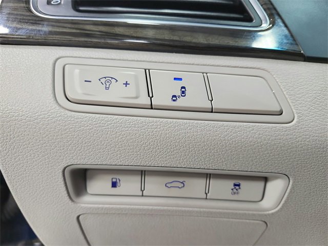 Used 2016 Hyundai Sonata Limited w/ Option Group 04 image 21