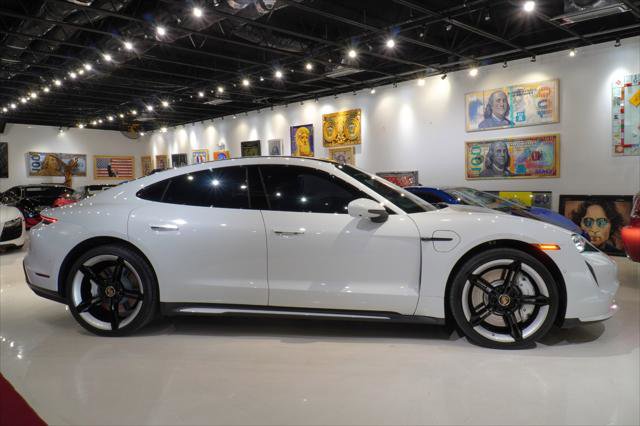 Used 2024 Porsche Taycan Turbo image 11