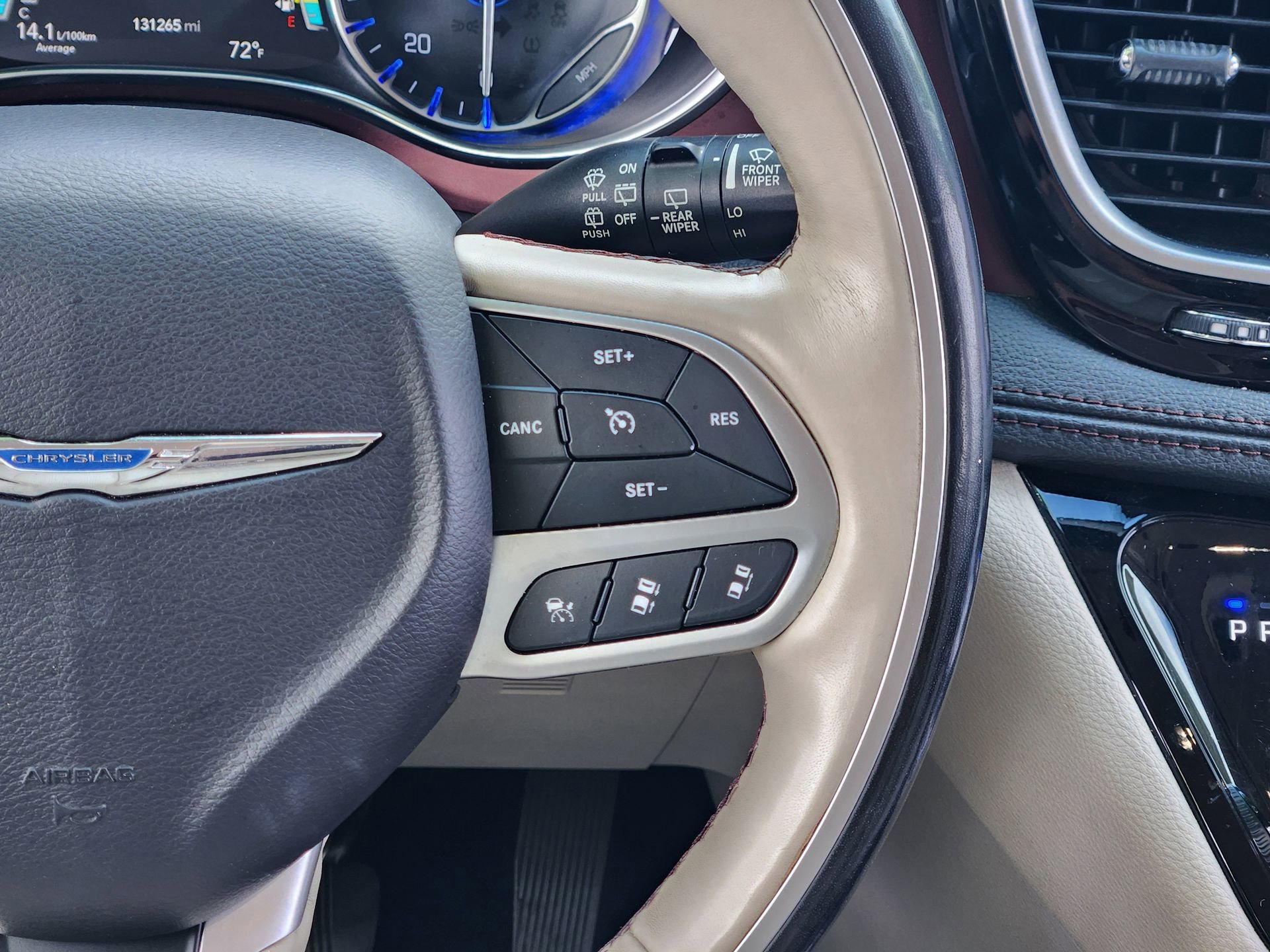 Used 2019 Chrysler Pacifica Limited w/ Tire & Wheel Group image 27