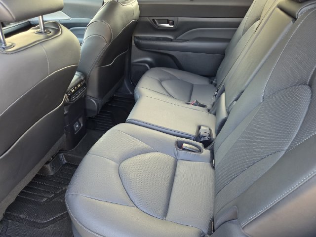 Certified 2024 Toyota Grand Highlander AWD Hybrid image 24