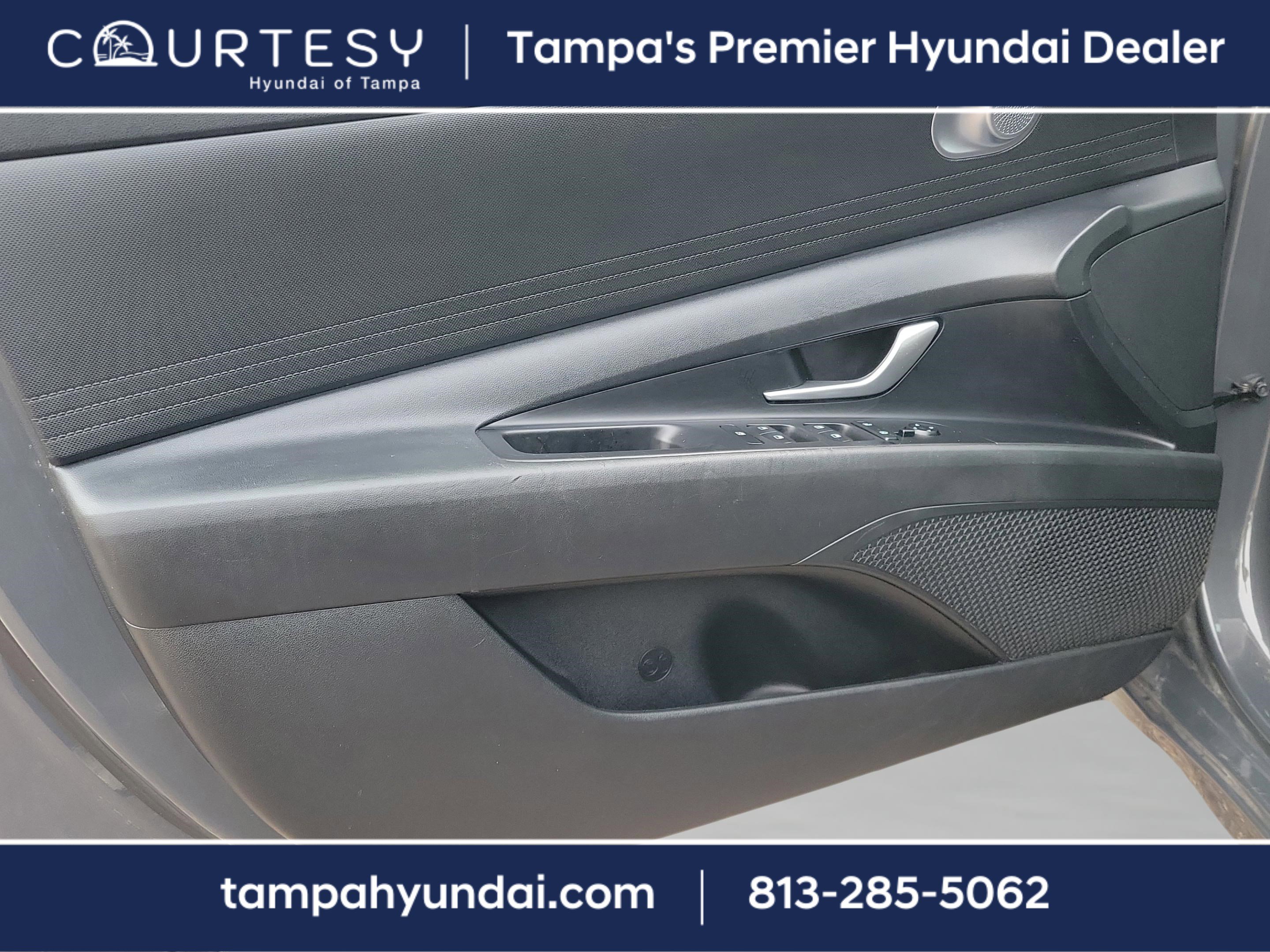 Used 2023 Hyundai Elantra SEL image 15