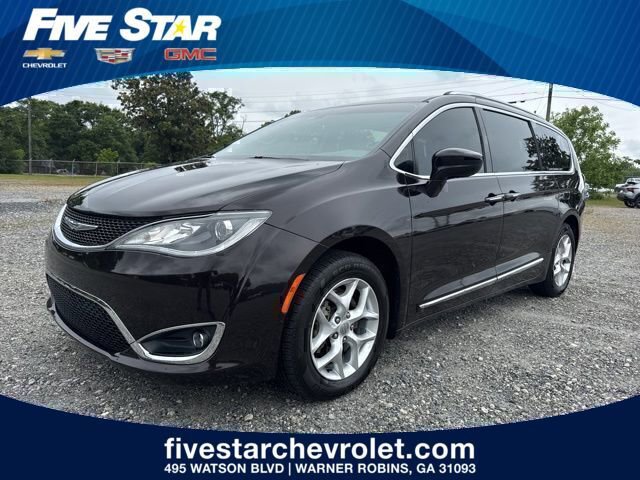 Used 2018 Chrysler Pacifica Touring-L Plus w/ Tire & Wheel Group