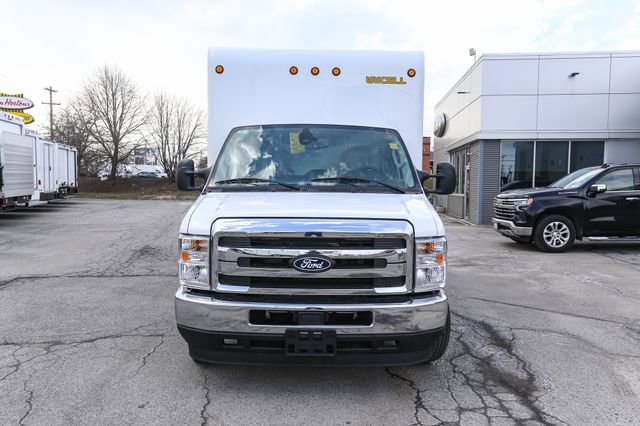 New 2027 Ford E-350 and Econoline 350 Super Duty w/ Power Equipment Group image 4