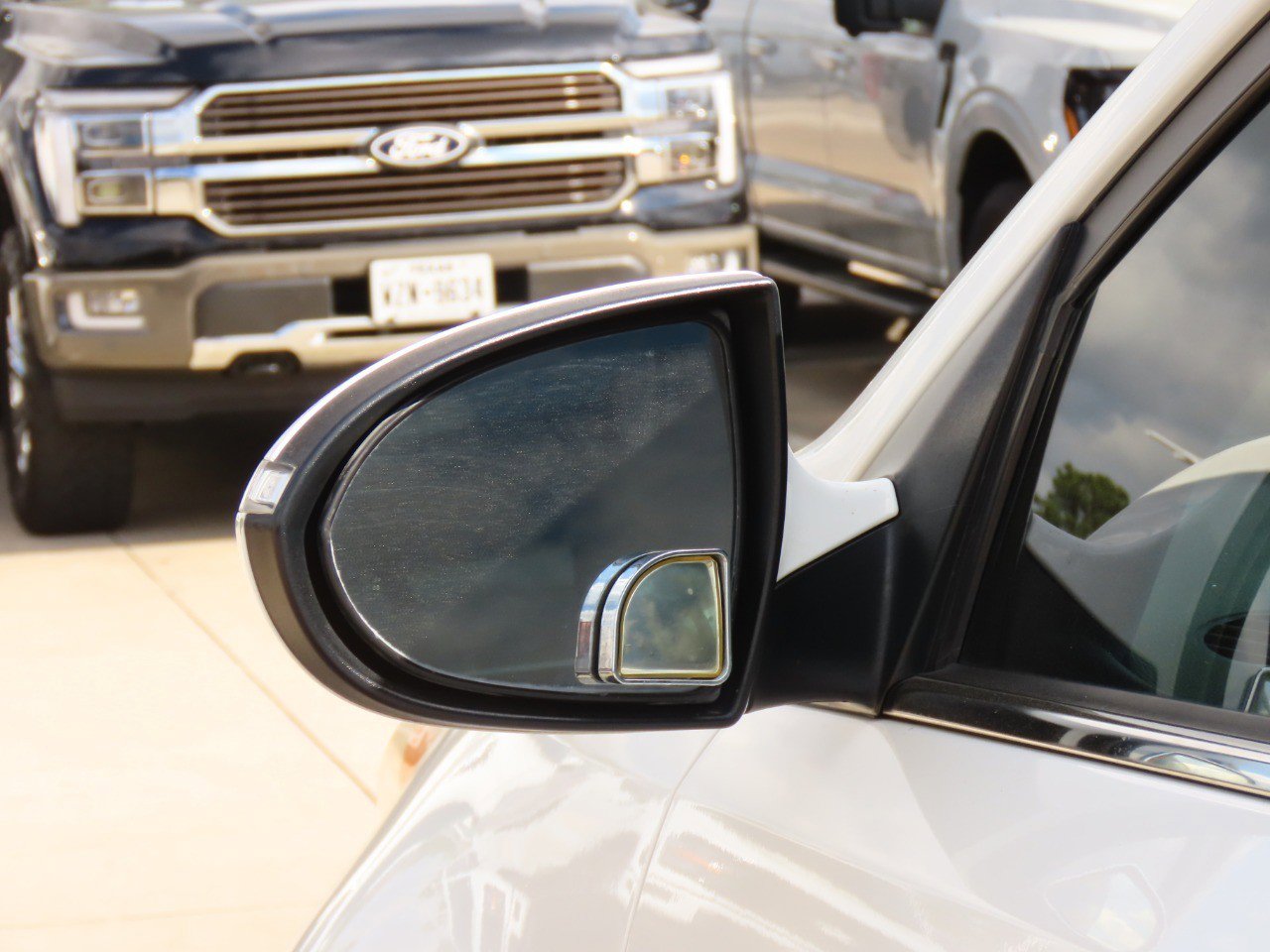 Used 2015 Kia Sportage EX image 18