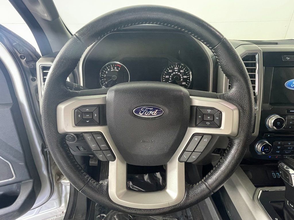 Used 2016 Ford F150 Lariat w/ Equipment Group 502A Luxury AWD/4WD image 15