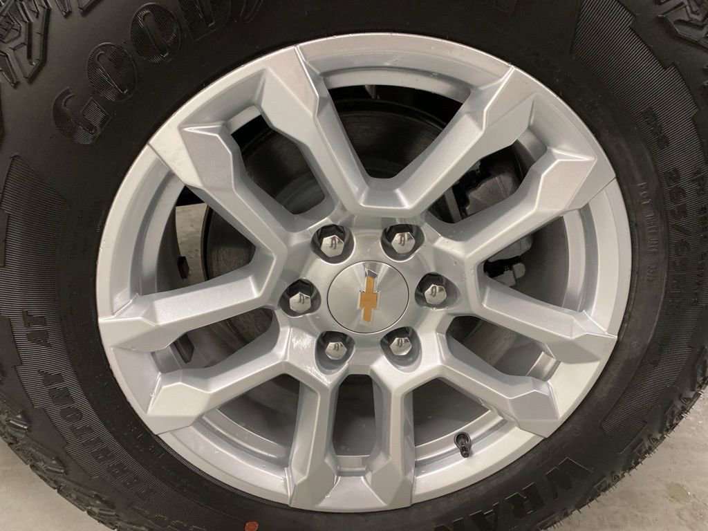 New 2026 Chevrolet Silverado 1500 LT w/ Z71 Off-Road Package image 26