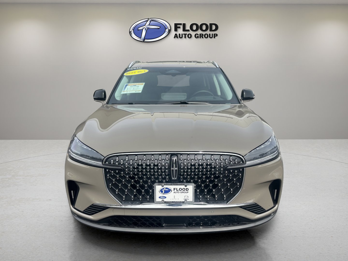 New 2025 Lincoln Aviator AWD w/ Equipment Group 101A image 2