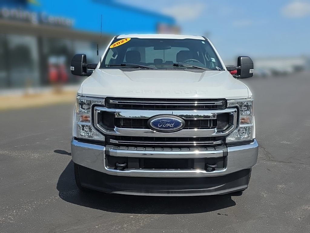 Used 2021 Ford F250 XLT AWD/4WD image 3