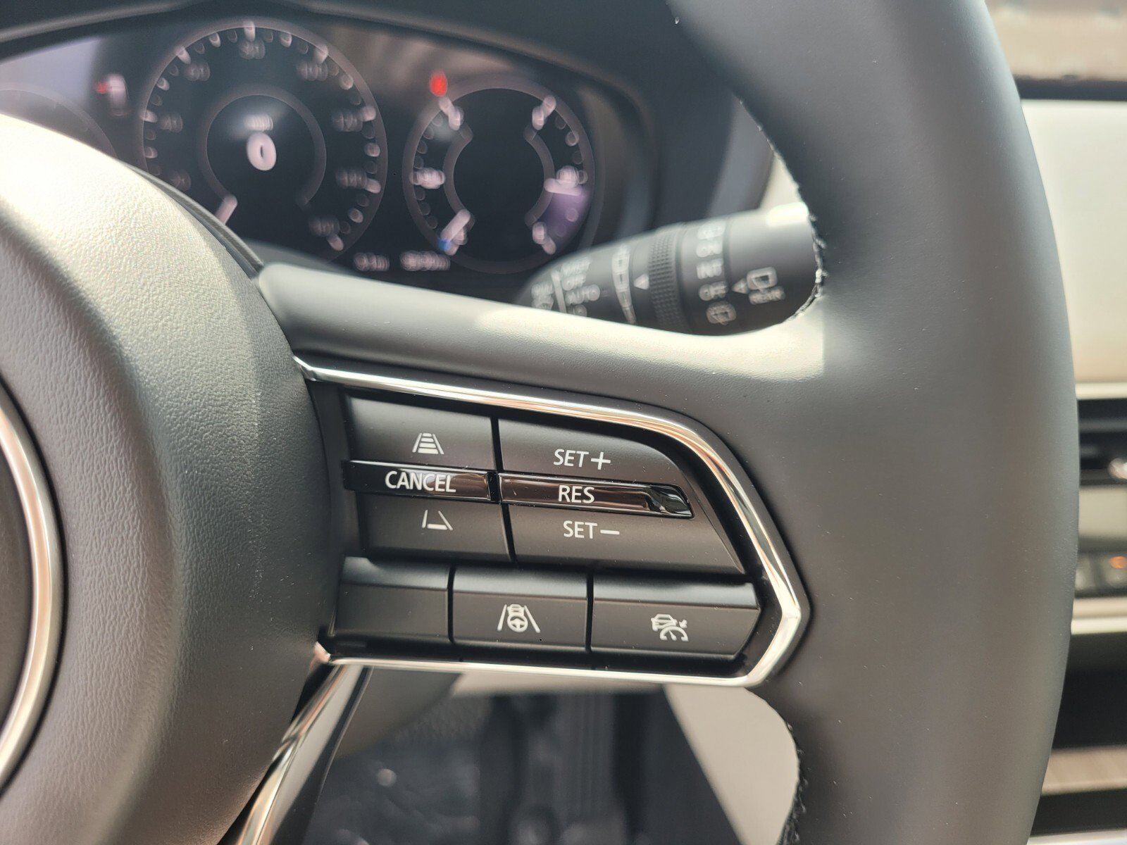 New 2026 MAZDA CX-90 Plug-In Hybrid w/ Premium Plus image 32