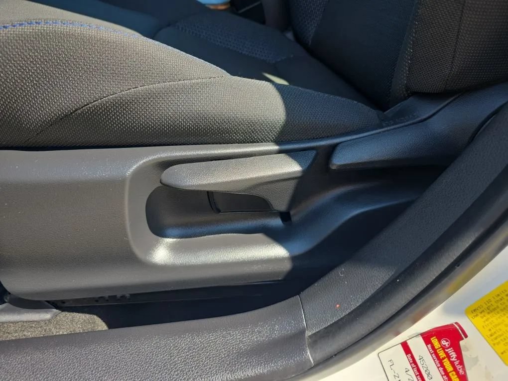 Used 2021 Toyota Corolla SE FWD image 14