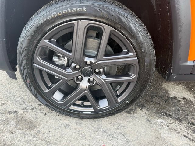 New 2026 Jeep Compass Latitude AWD/4WD image 9