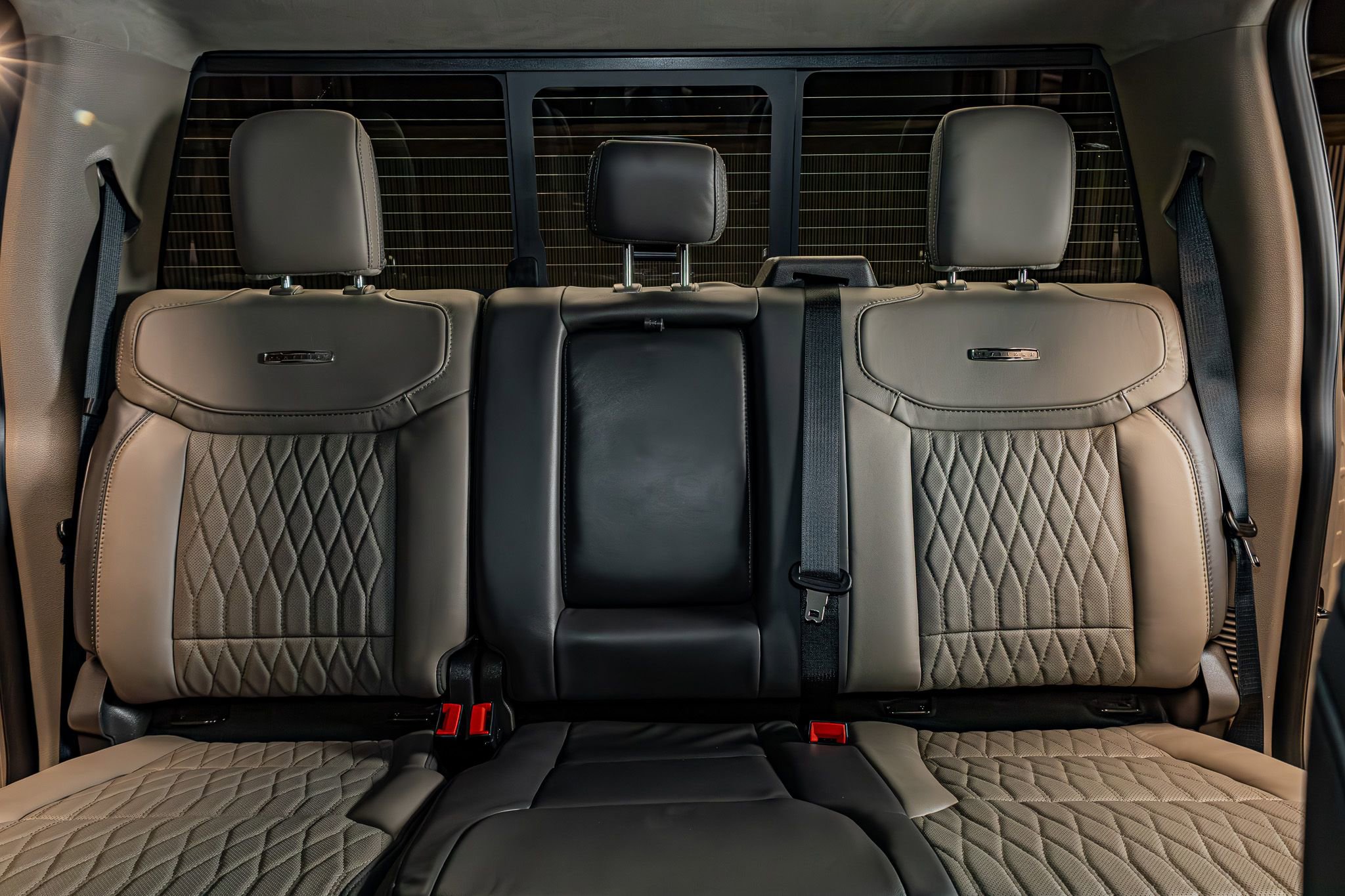 Used 2026 Ford F350 Platinum w/ Platinum Plus Package image 25