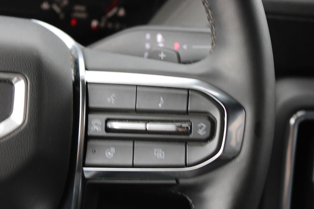 Used 2025 GMC Yukon Denali image 42