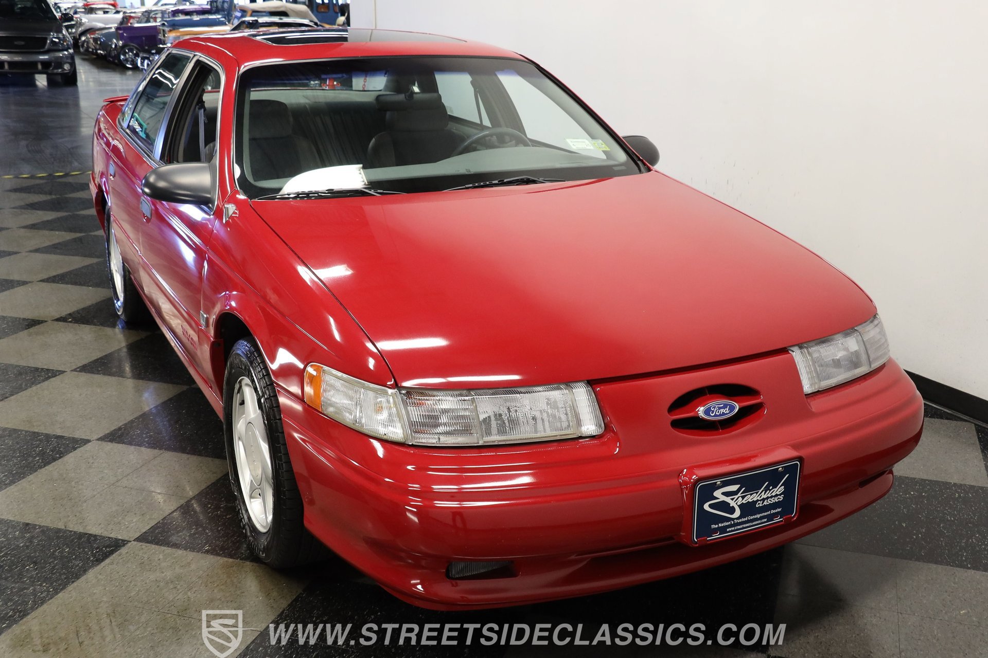 Used 1993 Ford Taurus SHO image 14