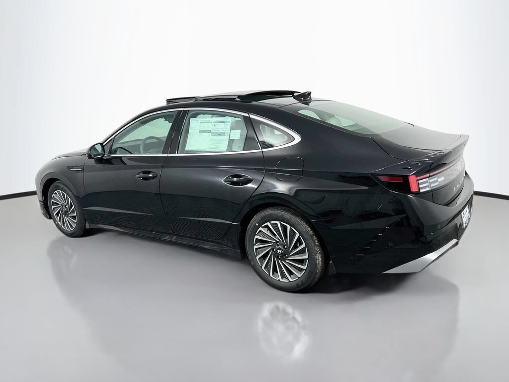 New 2026 Hyundai Sonata Limited FWD image 5