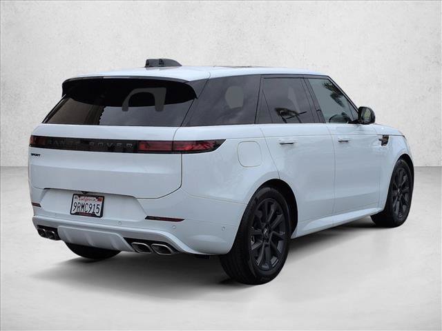 Used 2025 Land Rover Range Rover Sport Dynamic SE AWD/4WD image 5
