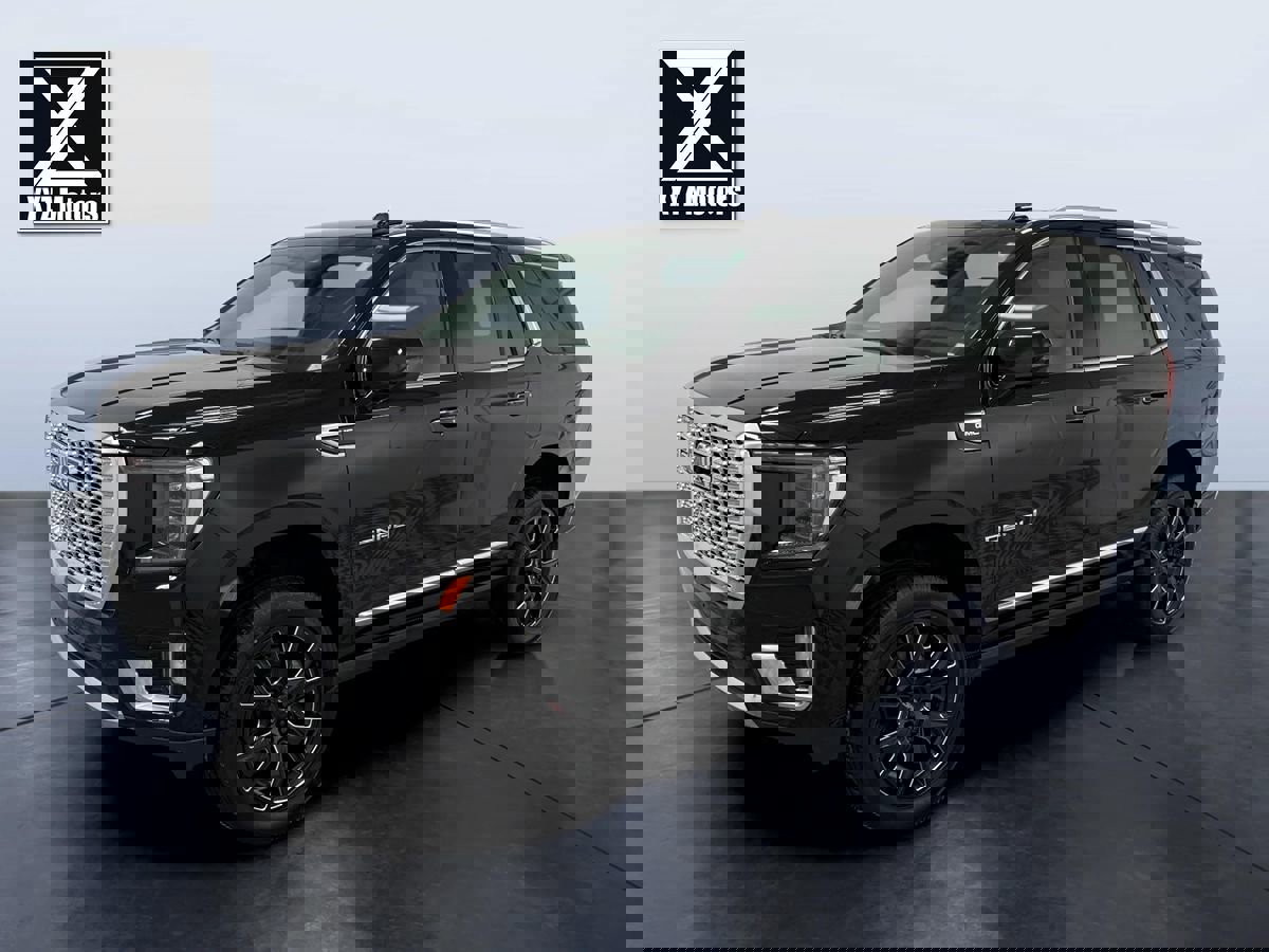 Used 2021 GMC Yukon Denali image 2