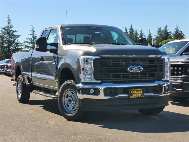 New 2026 Ford F350 XL w/ FX4 Off-Road Package image 1