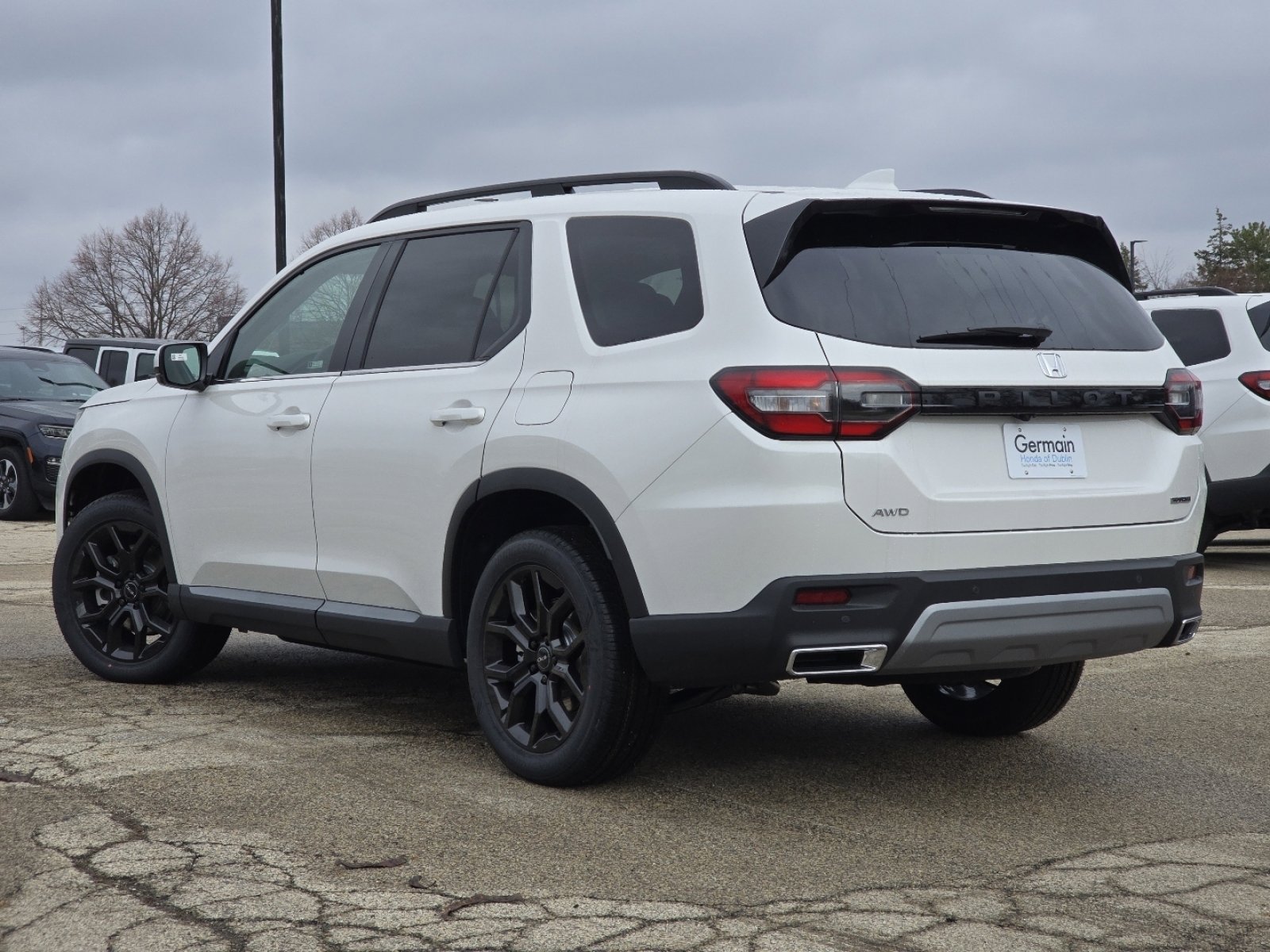 New 2025 Honda Pilot Touring image 17