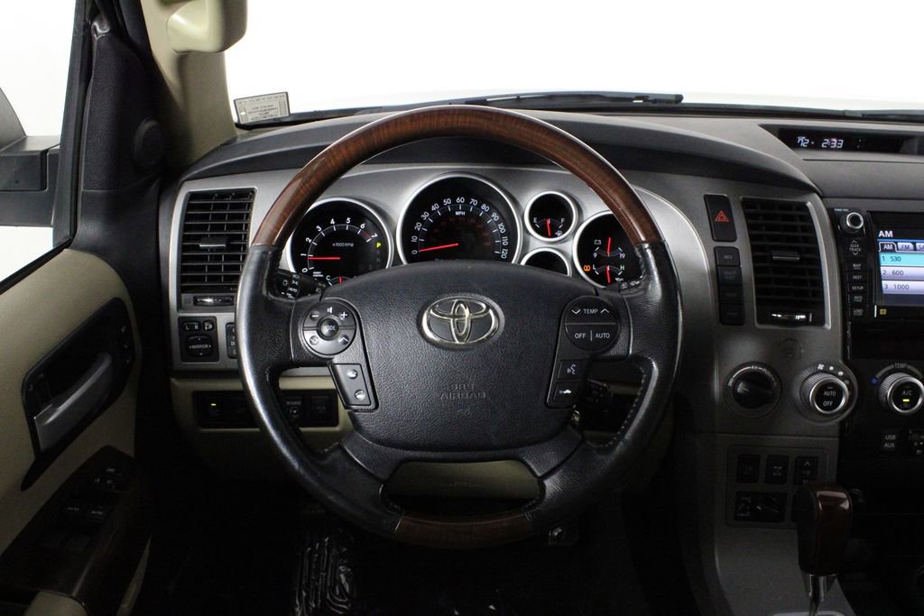 Used 2012 Toyota Sequoia Platinum image 27
