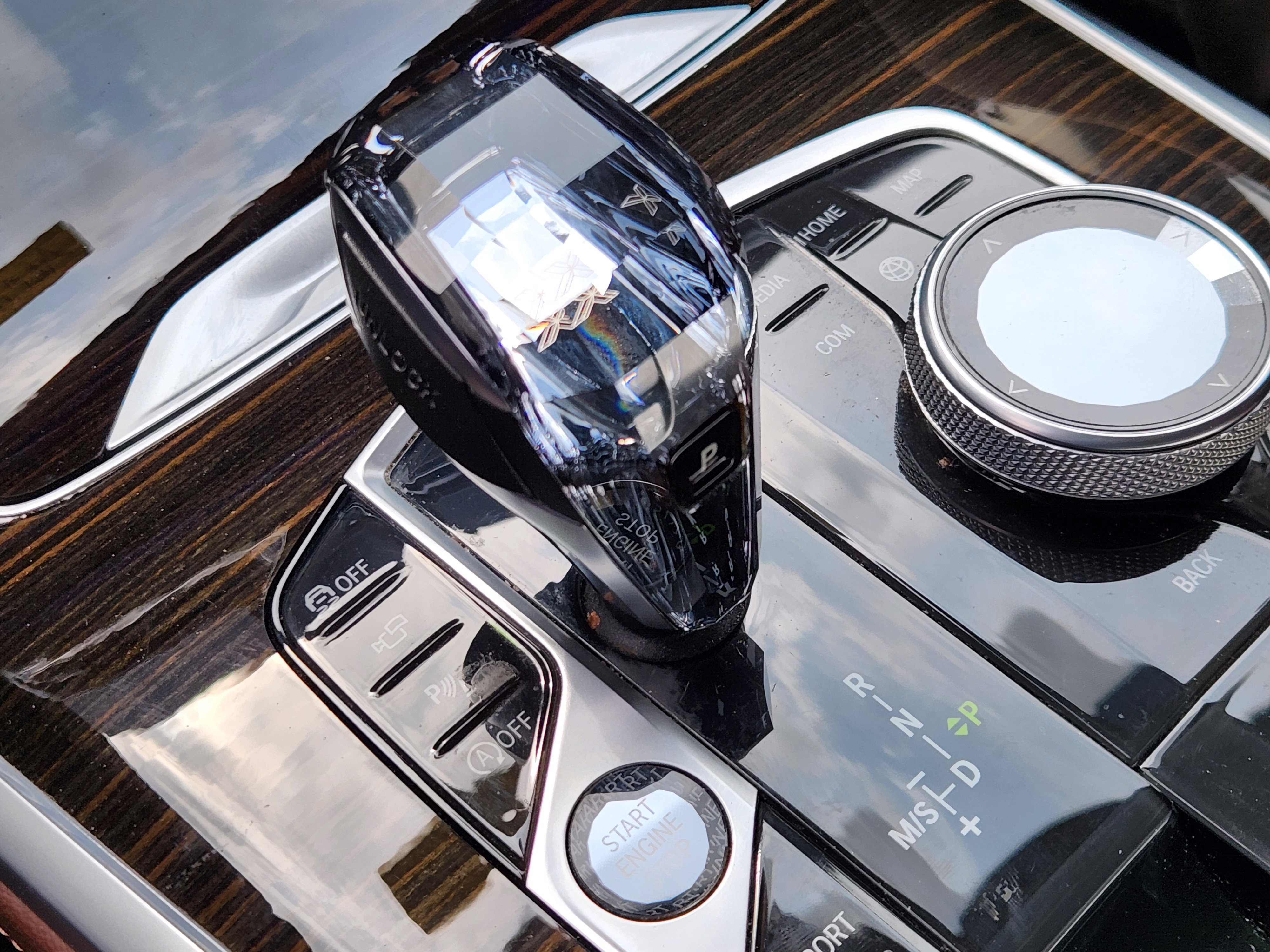 Used 2020 BMW X7 xDrive40i w/ Premium Package image 13