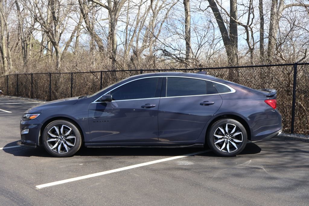 Used 2025 Chevrolet Malibu RS w/ LPO, Floor Liner Package image 5