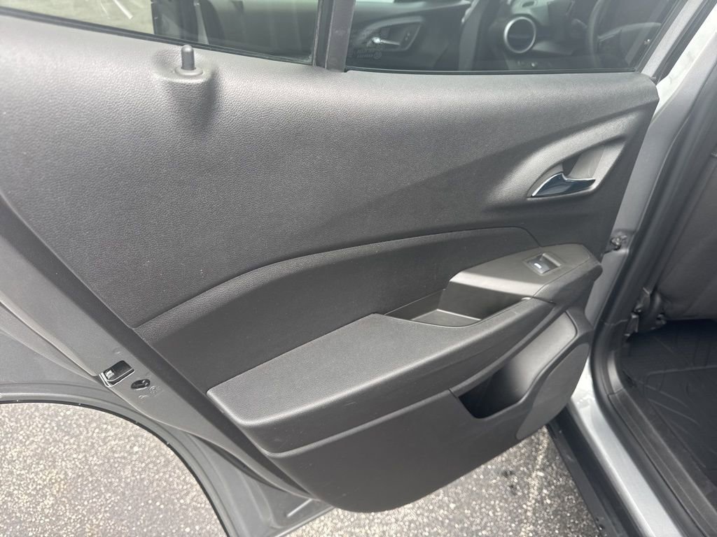 Used 2024 Chevrolet Trax LS image 36