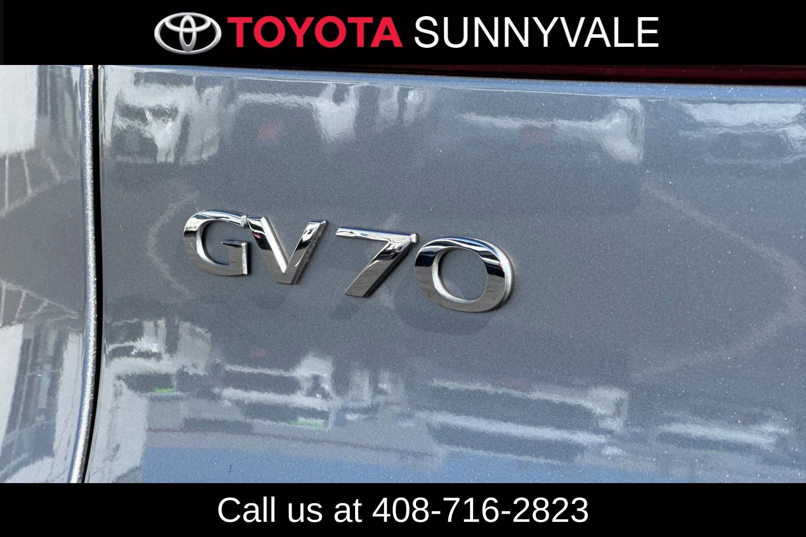 Used 2024 Genesis GV70 2.5T Advanced w/ Advanced Package image 13