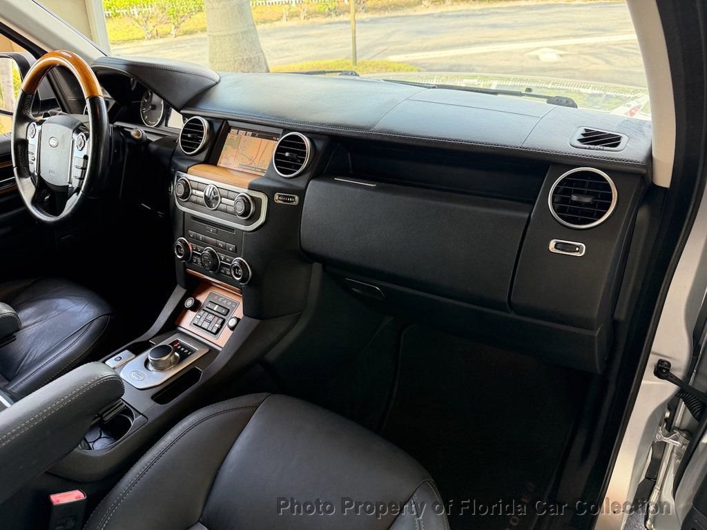 Used 2015 Land Rover LR4 HSE LUX image 37