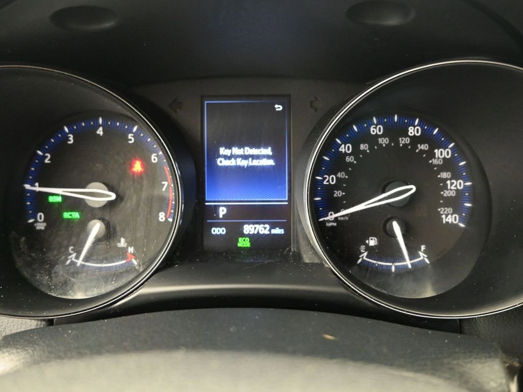 Used 2019 Toyota C-HR image 34