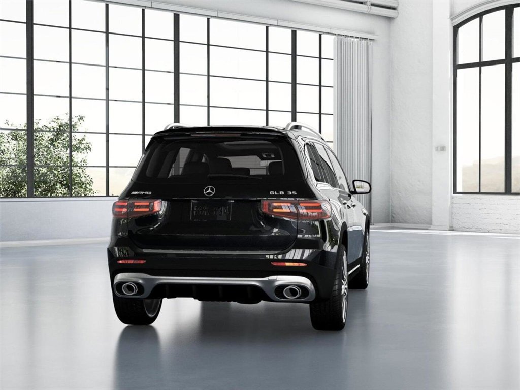 New 2024 Mercedes-Benz GLB 35 AMG 4MATIC image 24