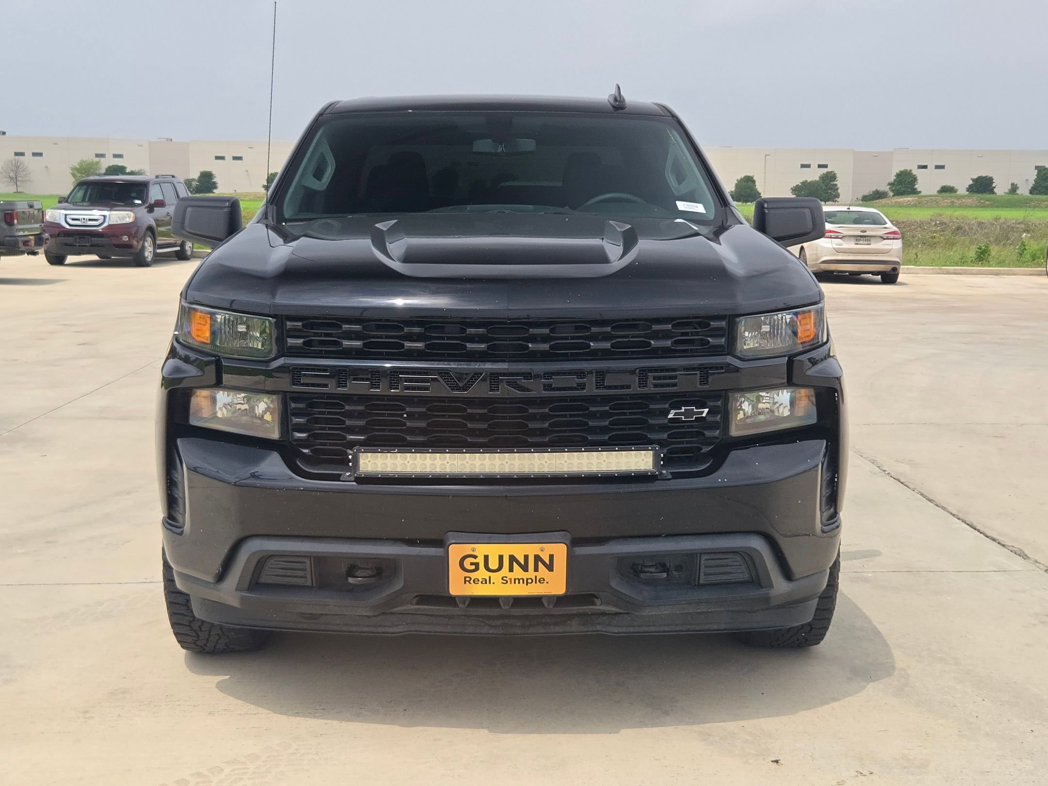 Used 2020 Chevrolet Silverado 1500 Custom w/ Custom Value Package RWD image 8