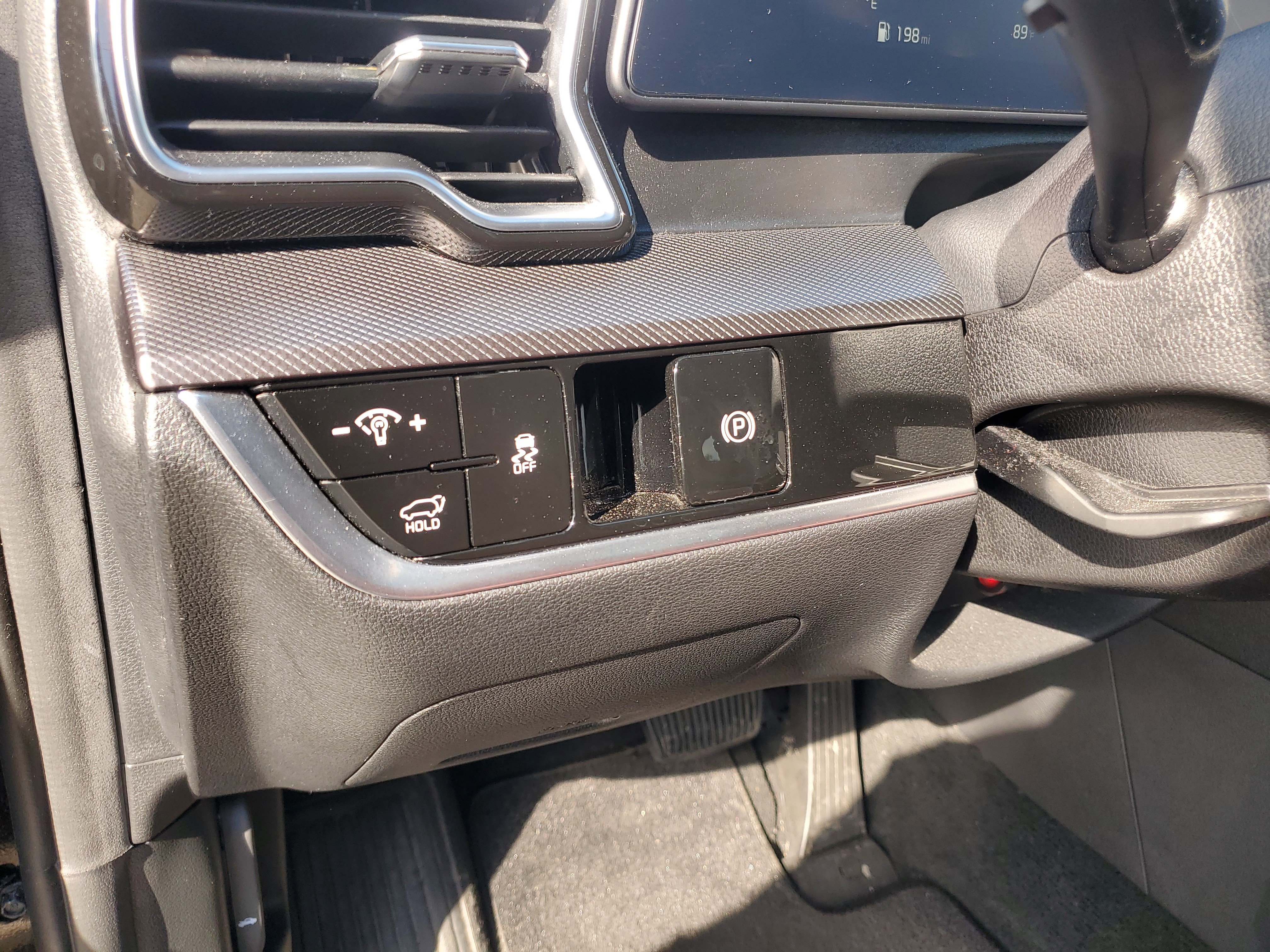 Used 2024 Kia Sportage SX image 19