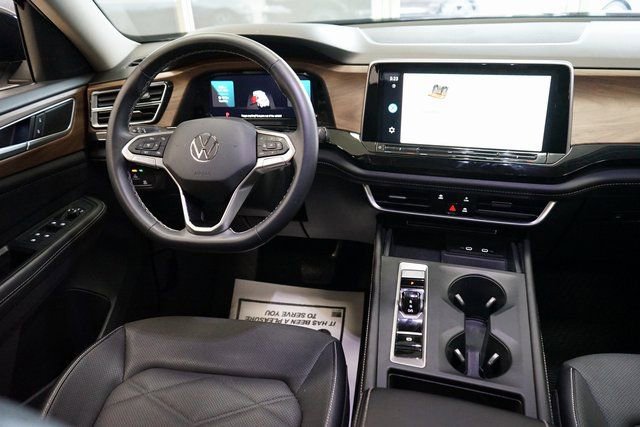 Used 2024 Volkswagen Atlas SE image 9