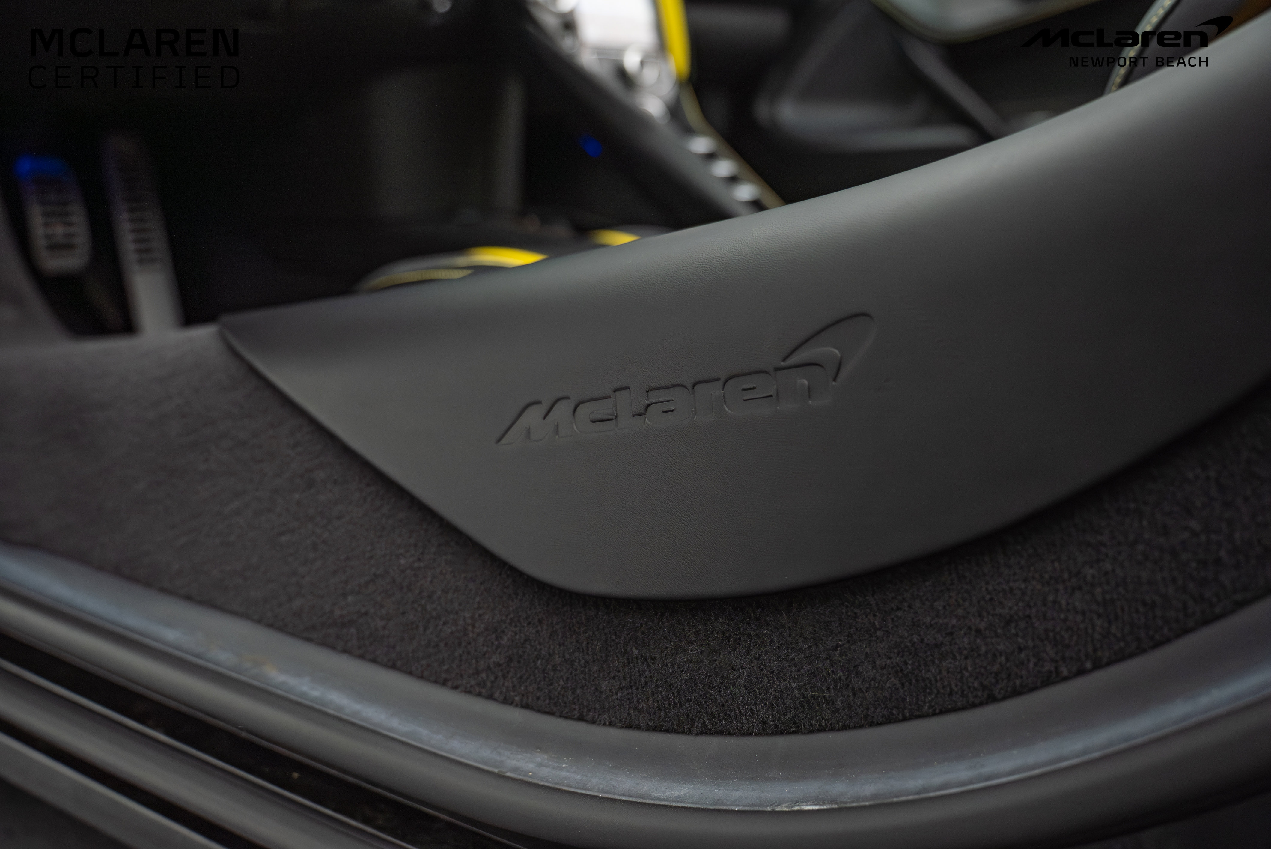 Used 2023 McLaren 720S Spider image 27