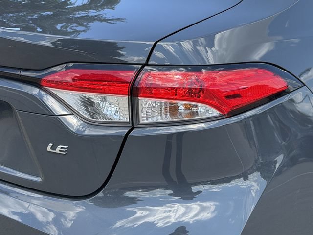 Used 2025 Toyota Corolla LE FWD image 7