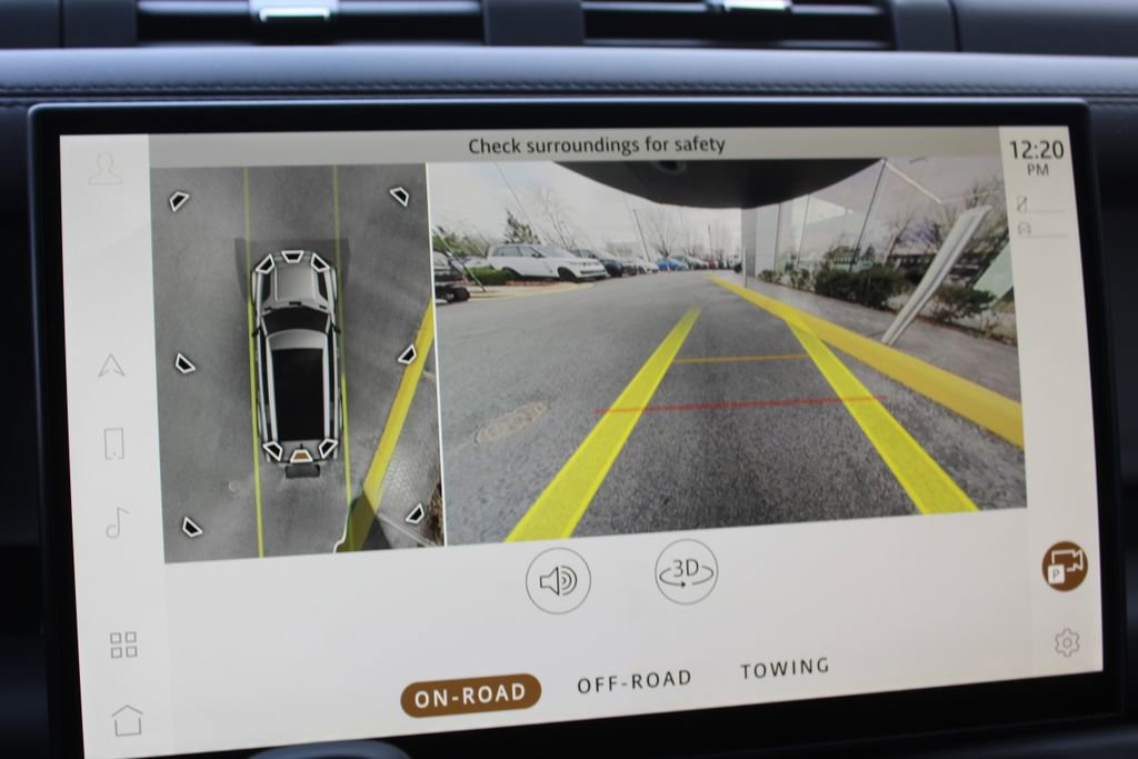 New 2026 Land Rover Defender 130 X-Dynamic SE image 15