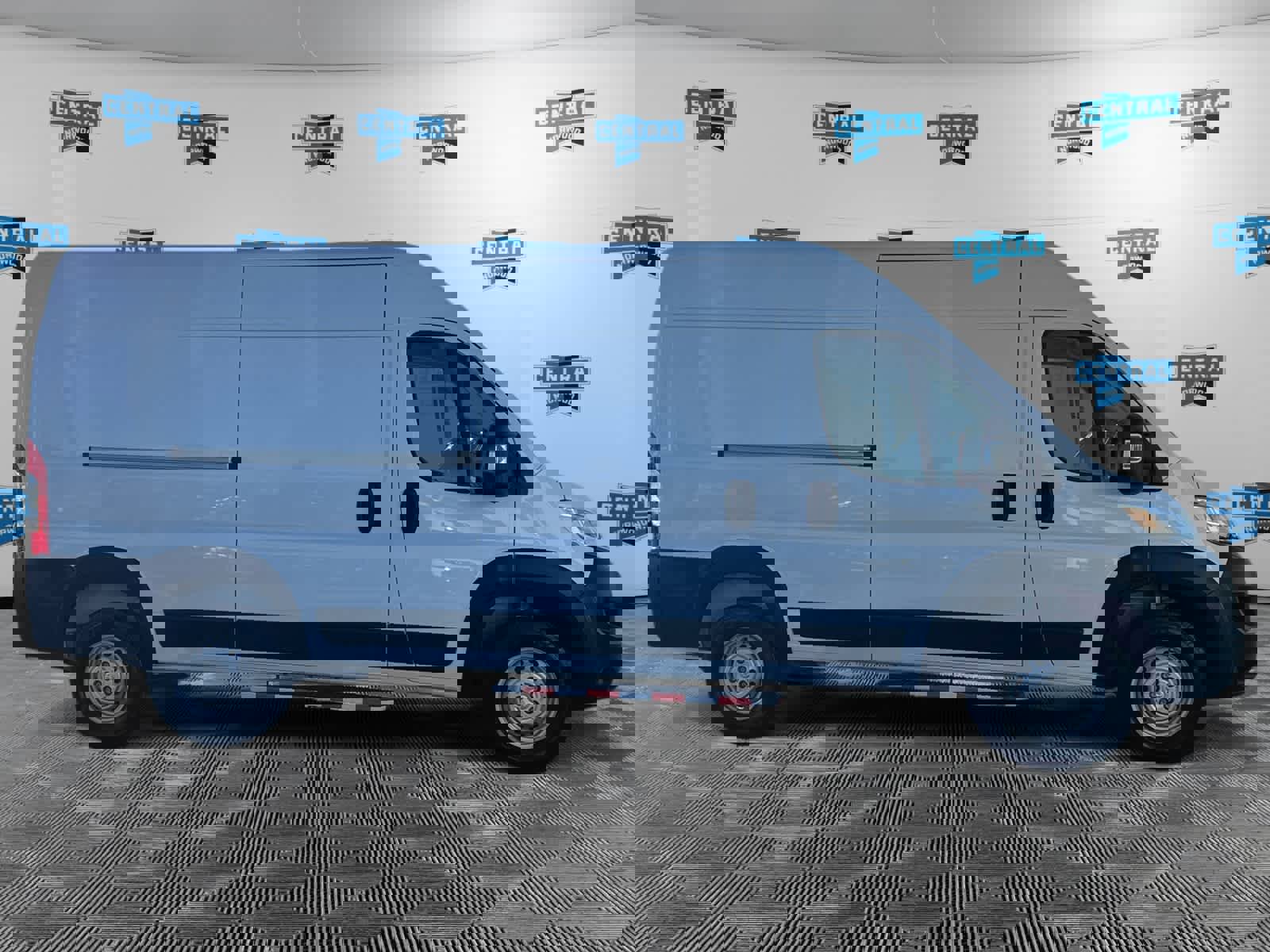 Used 2025 RAM ProMaster 2500 w/ Convenience Group image 7