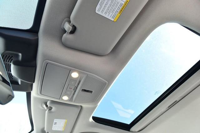 New 2026 Nissan Sentra SL w/ Floor Mat Package image 26