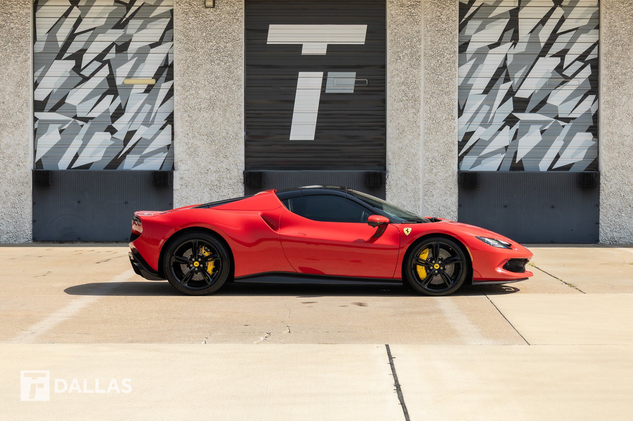 Used 2025 Ferrari 296 GTS RWD image 17