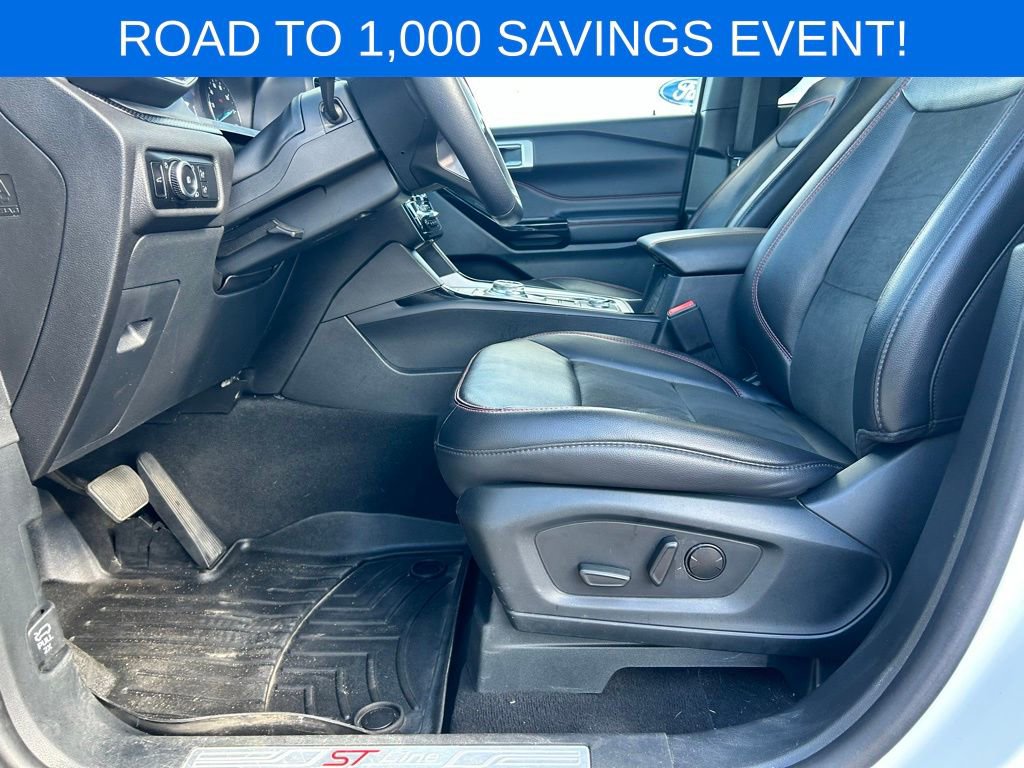 Certified 2023 Ford Explorer ST-Line w/ Class IV Trailer Tow Package image 16