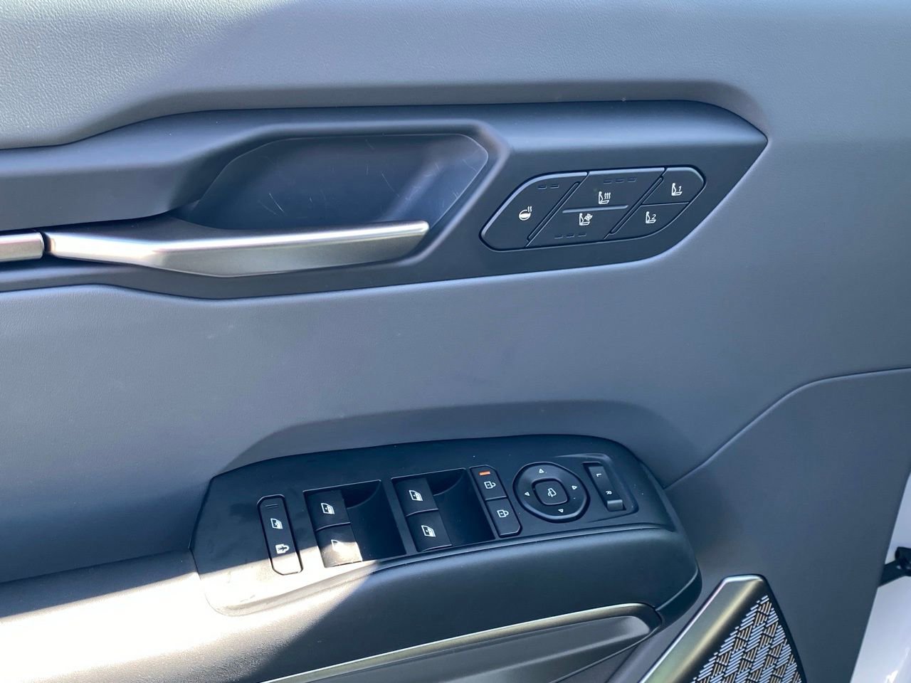 New 2026 Kia EV9 Wind image 12