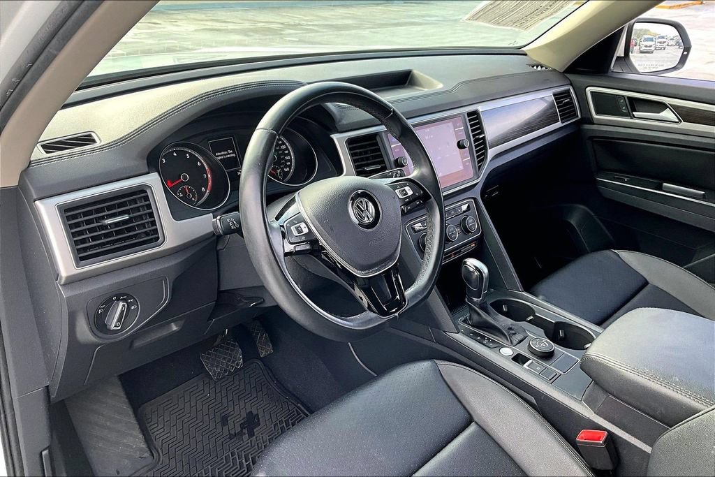 Used 2019 Volkswagen Atlas SE w/ Towing Package AWD/4WD image 13