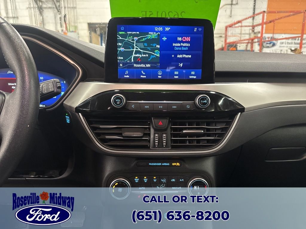 Used 2020 Ford Escape SE Sport image 18