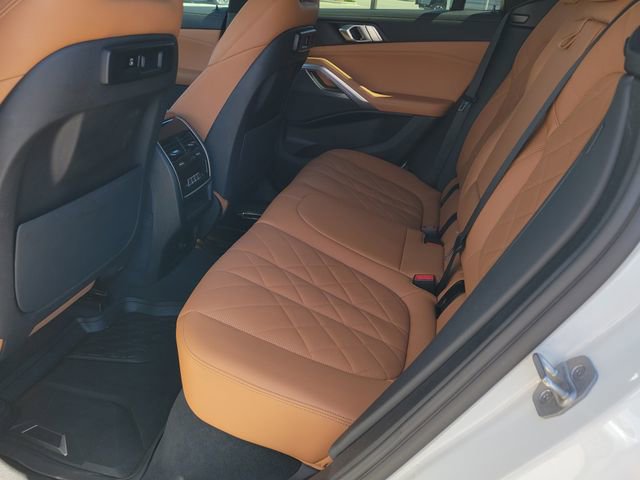 Used 2023 BMW X6 xDrive40i w/ M Sport Package image 8