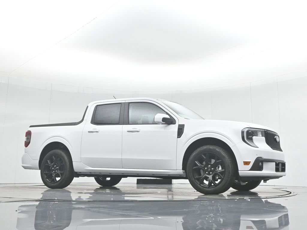 New 2025 Ford Maverick Lobo image 3